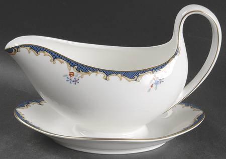 Chartley (Verge) Gravy Boat with Attached Underplate