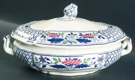 Cheadle Oval Covered Vegetable