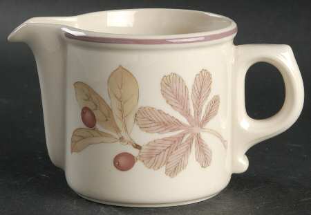 Chestnut Creamer