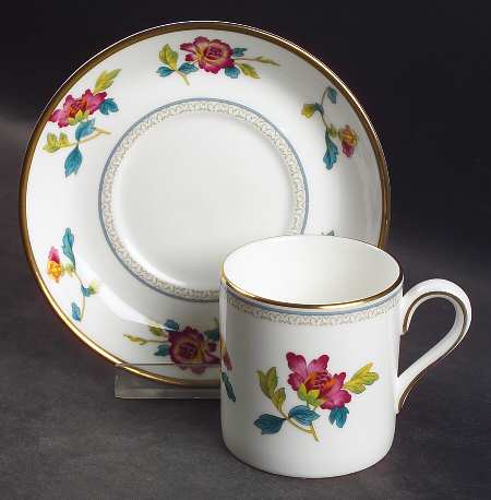 Chinese Flowers Bond Shape Demitasse Cup and Saucer Set