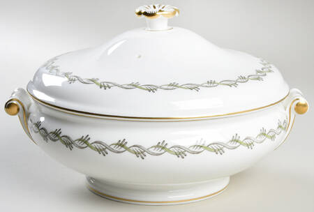 Chiltern Round Covered Vegetable