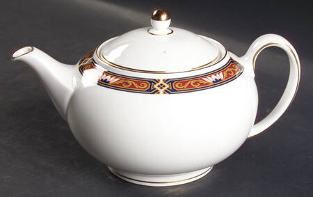 Chippendale Blue and Rust Teapot & Lid