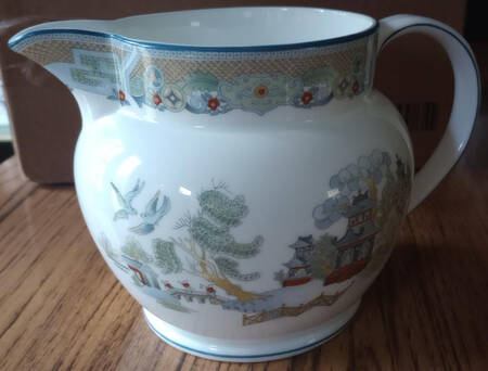 Chinese Legend 32 Oz Pitcher