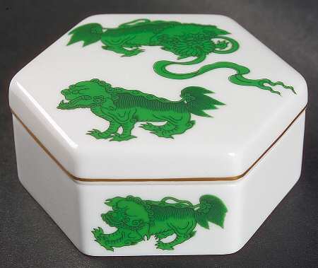 Chinese Tigers Green Hexagonal Box & Lid by Wedgwood