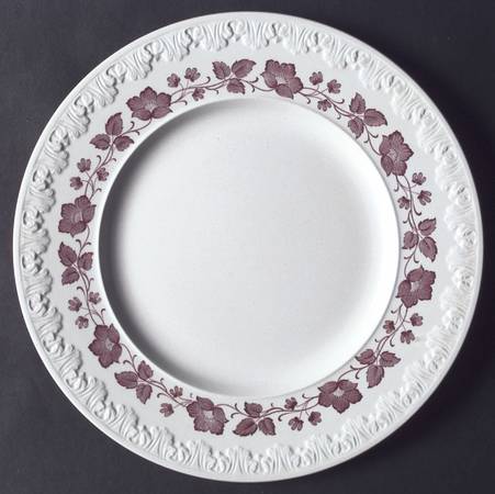 Clematis Mulberry (Corinthian) by Wedgwood