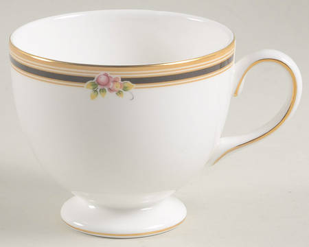 Clio Leigh Shape Footed Cup