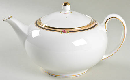 Clio Teapot & Lid