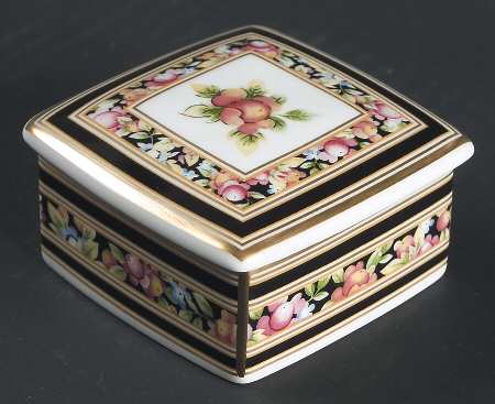 Clio Square Box with Lid