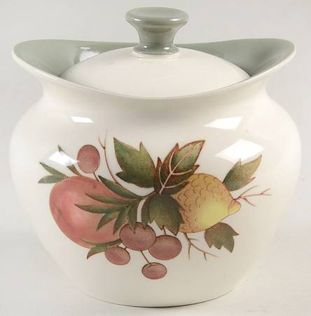 Covent Garden (Green On Edge)Tk605 Sugar Bowl & Lid
