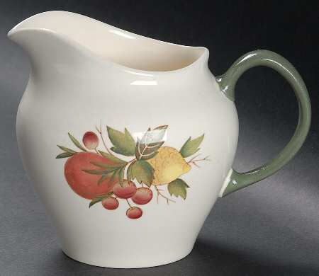 Covent Garden (Green On Edge)Tk605 24 Oz Pitcher