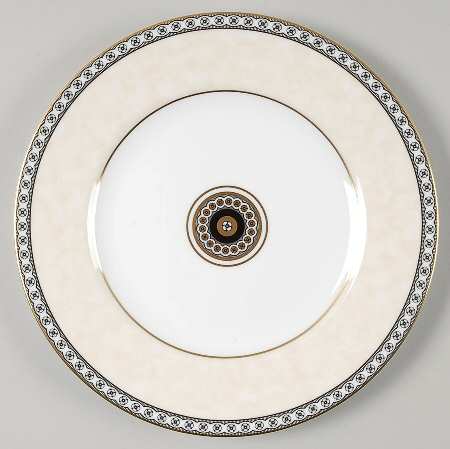 Colonnade Black Accent Salad Plate