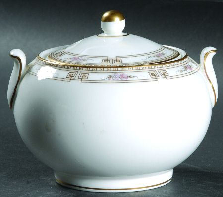 Colchester 146 Shape Sugar Bowl & Lid