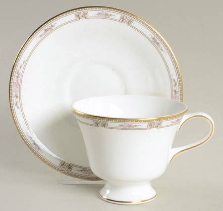 Colchester Victoria Shape Footed Cup & Saucer Set