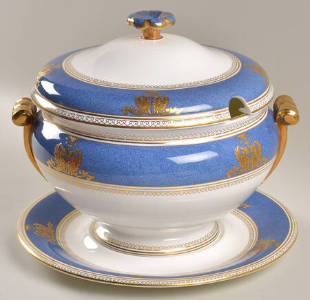 Columbia Powder Blue Rim (White Center) Tureen & Lid w/Underplate