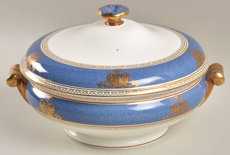 Columbia Powder Blue Rim (White Center) Round Covered Vegetable