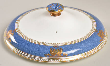 Columbia Powder Blue Rim (White Center) Lid for Round Vegetable