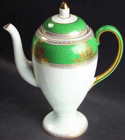 Columbia Powder Green Rim and Center Coffee Pot & Lid