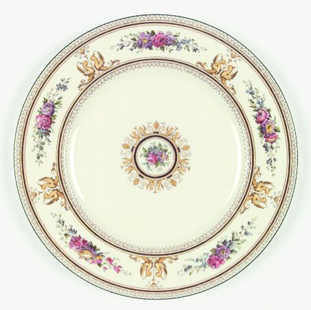 Columbia Ivory Body (Yellow Griffons) by Wedgwood