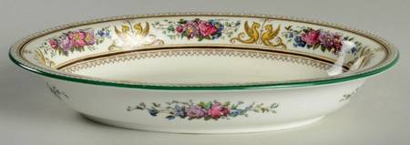 Columbia Ivory Body (Yellow Griffons) 10" Oval Vegetable Bowl