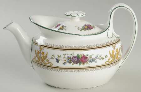 Columbia White (Center Medallion, Green Trim) Small Teapot & Lid
