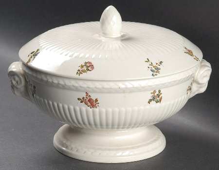 Conway Round Covered Vegetable