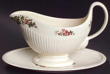Conway Gravy Boat & Underplate