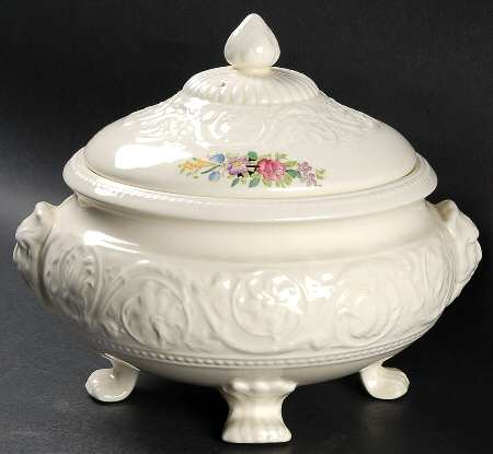 Coniston Round Covered Vegetable