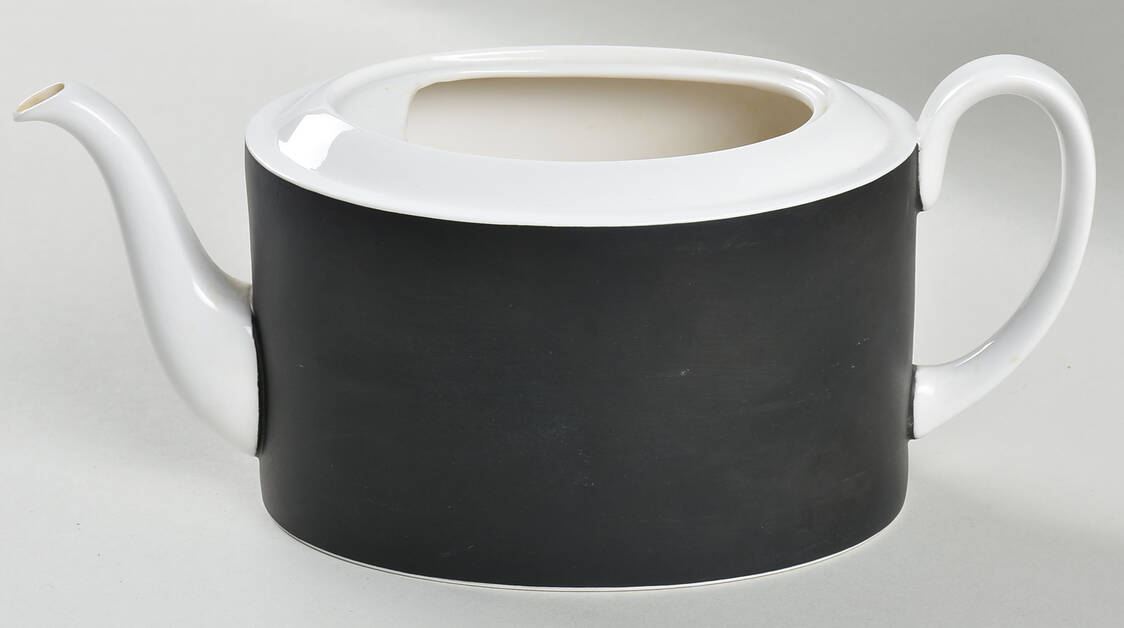Contrast Teapot No Lid