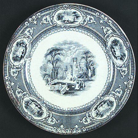 Corinthia Luncheon Plate