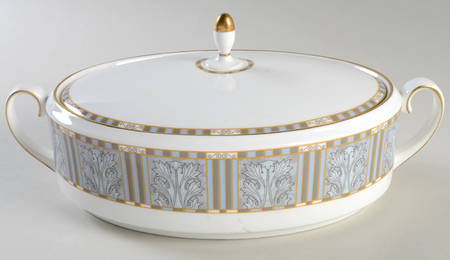 Corinth Oval Covered Vegetable