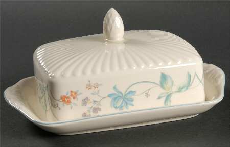 Cornflower (Blue Trim, Smooth) Square Covered Butter