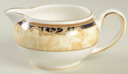 Cornucopia 146 Shape Creamer