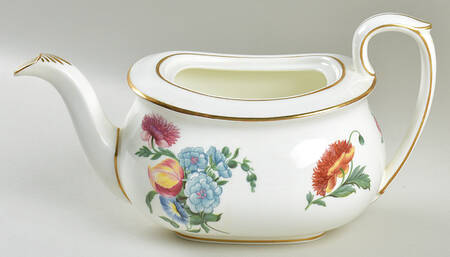 Colonial Sprays Teapot No Lid