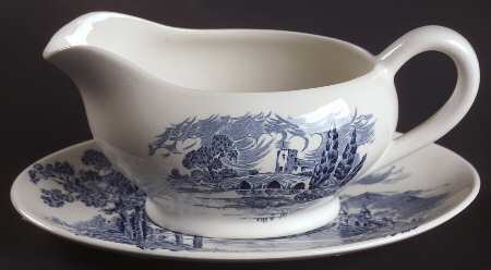 Gravy Boat & Underplate