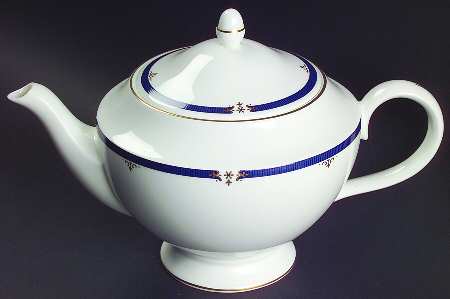 Crestwick Teapot & Lid