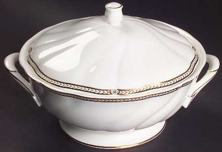 Crown Gold (England) Round Covered Vegetable
