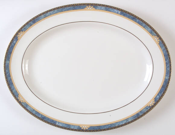 Curzon 15" Oval Serving Platter