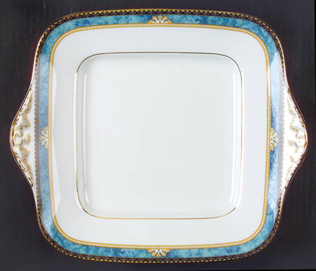 Curzon Square Handled Cake Plate