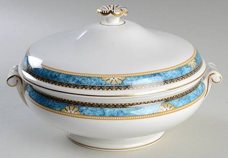 Curzon Round Covered Vegetable