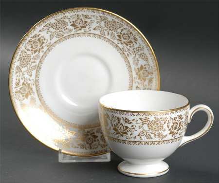 Damask Gold Footed Cup & Saucer Set