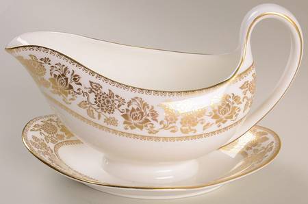 Damask Gold Gravy Boat with Attached Underplate
