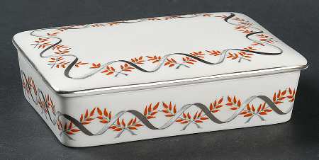 Dartmouth (Ribbon on Rim) Cigarette Box & Lid