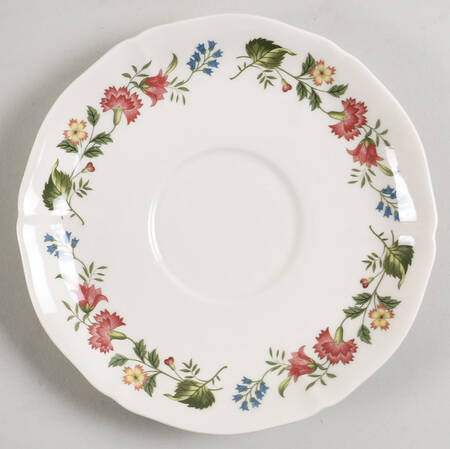 Derwent Scalloped Saucer for Cream Soup Bowl