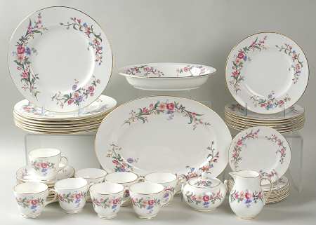 Devon Sprays 45 Piece Estate Set