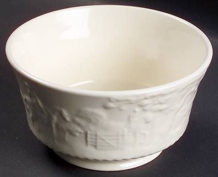 Devonshire (Off White) Cranberry Bowl