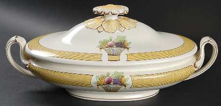 Directoire (Yellow Band, Smooth) Oval Covered Vegetable