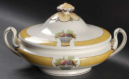 Directoire (Yellow Band, Smooth) Round Covered Vegetable
