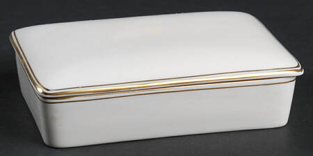 Doric (Gold Trim) Cigarette Box & Lid