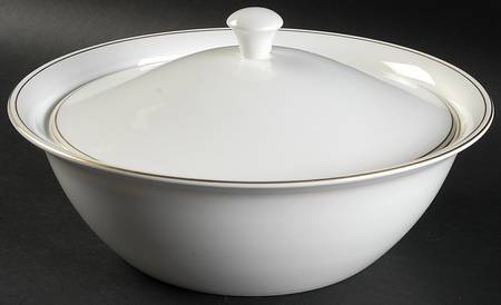 Doric (Gold Trim) Round Covered Vegetable