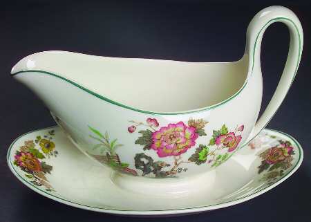 Eastern Flowers Gravy Boat with Attached Underplate